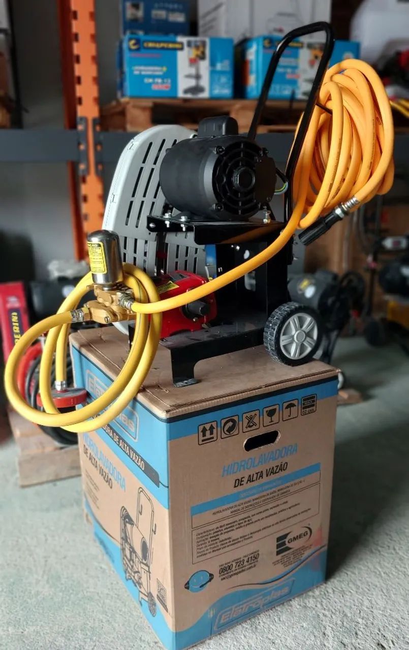 Lavadora profissional para Lavajato 1cv 350psi 10m de mangueira Eletroplas (Nova) - Foto 2