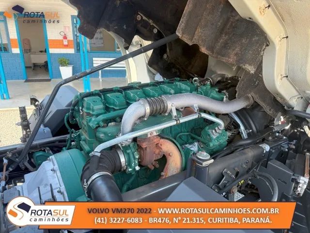 VOLVO VM 270 2022 BAÚ 8,50M - Foto 12