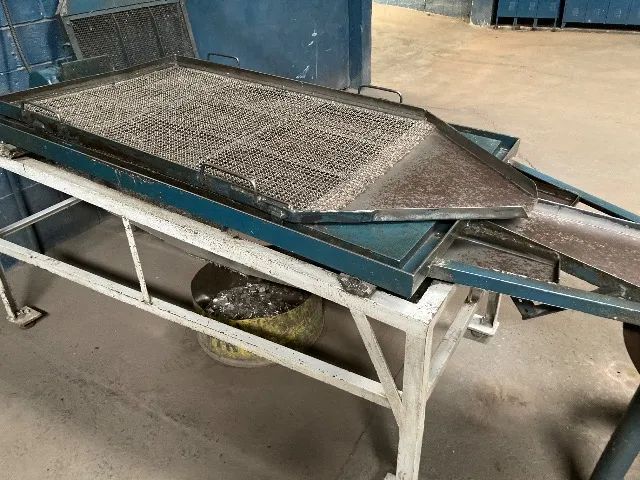 Linha de fabricação de pastilhas de alumínio para fabricação de tubos e bisnagas - Foto 2