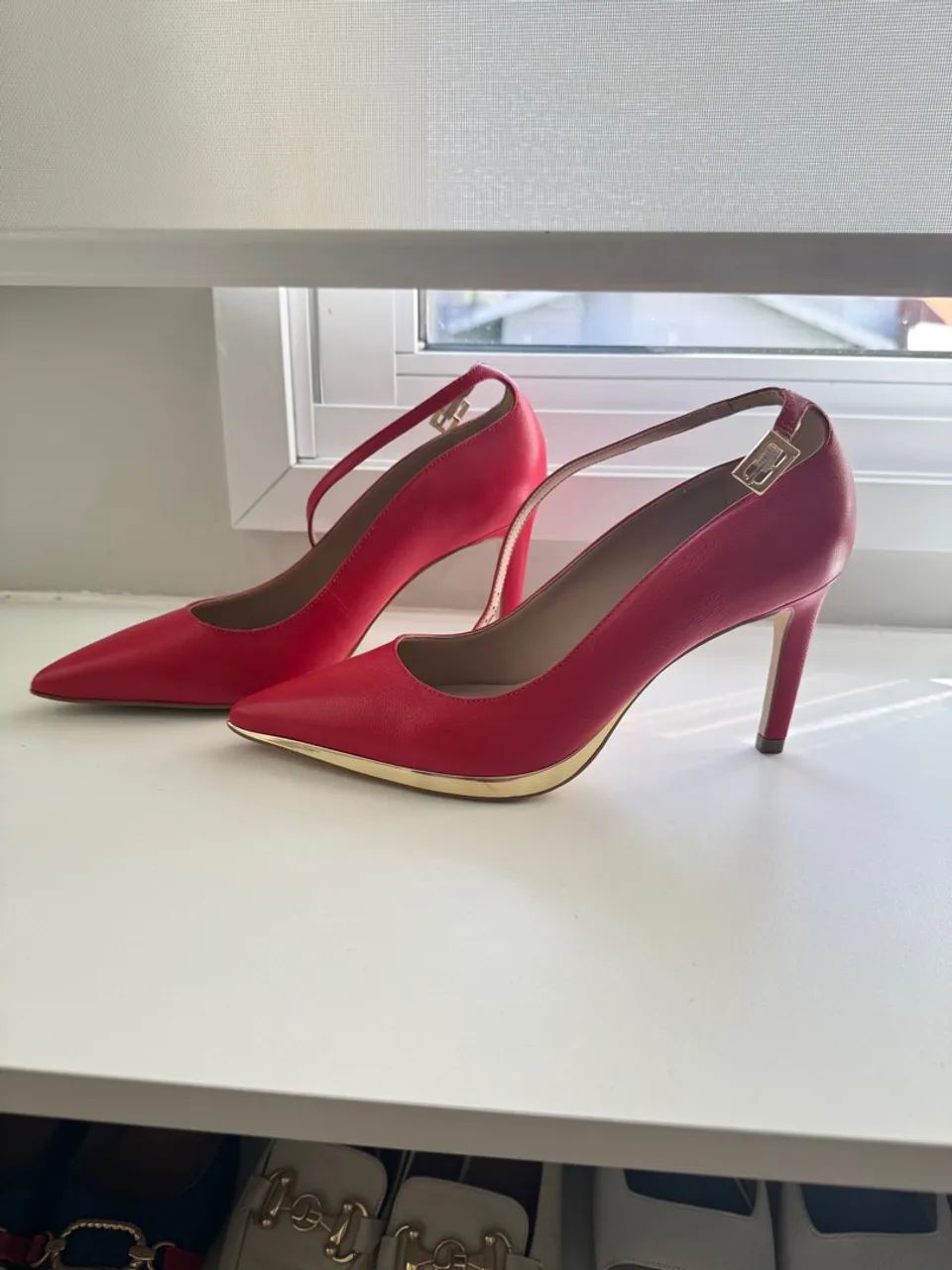 Sapatos de Salto Vermelhos