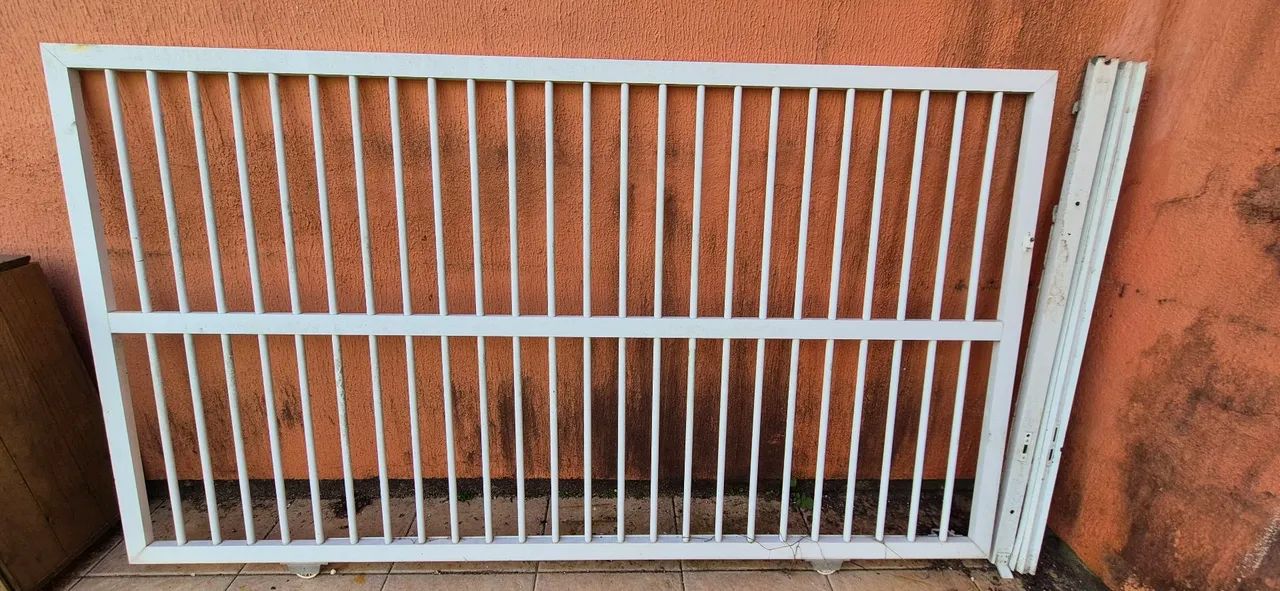 Portão em Alumínio - branco64385505447553121