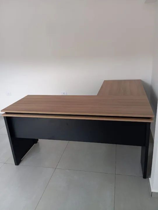 MESA EM L MODELO ROMANO ( NOVA ) MARCENARIA PRÓPRIA 