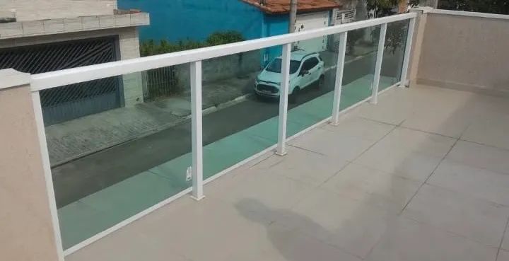 Guarda Corpo de Vidro e corrimão em blindex e alumínio  - Foto 4