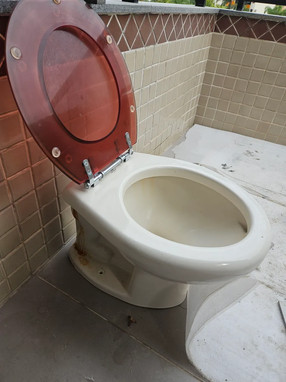 Vaso sanitário com assento Ideal Standard Oriane
