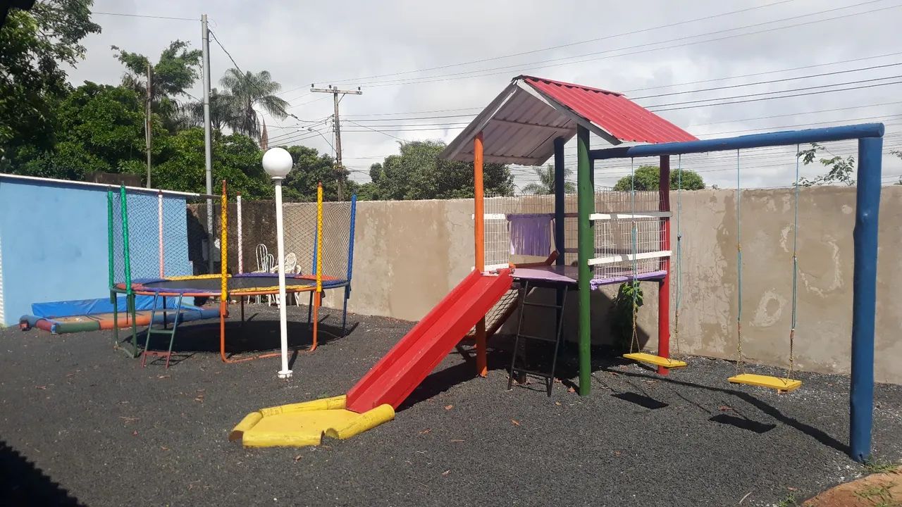 Chácara  com 2 casas e área verde - Foto 2