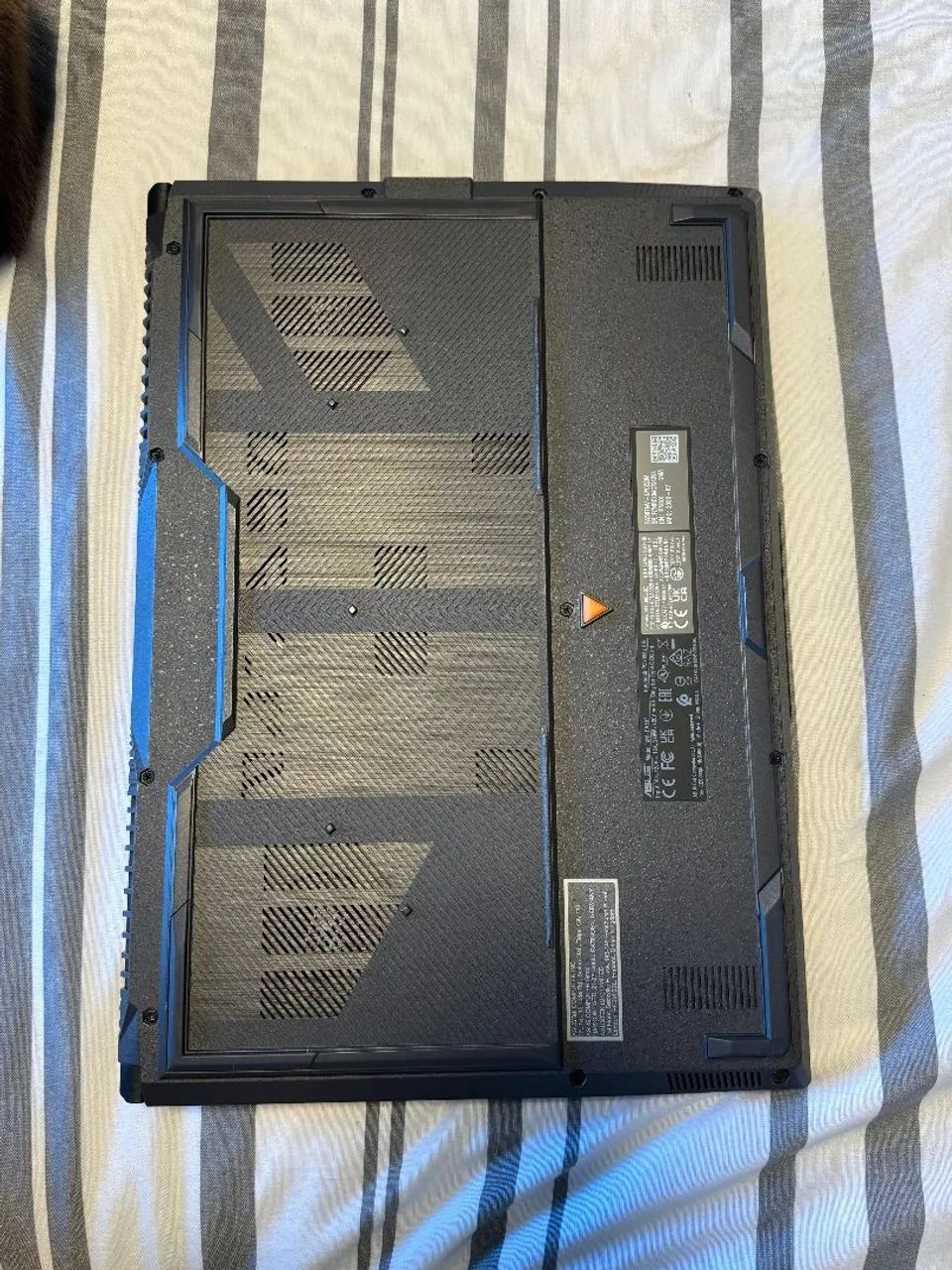 ASUS TUF A15 | Ryzen 7 7735HS | RTX 4060 | 16 GB DDR5 | 1 TB | W11 - Foto 5