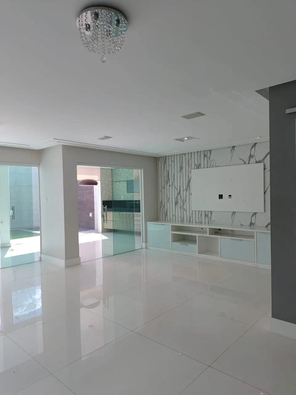 Linda casa alto Patrão com 3 suítes duas com closet varanda e roupeiros área goumert com p