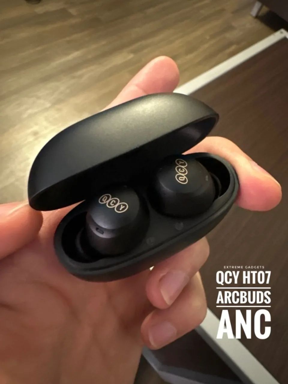 Fone Bluetooth QCY HT07 ANC - Entrega Imediata