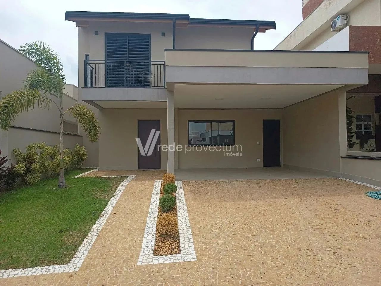 SOBRADO à VENDA no Condomínio Jardim de Mônaco em Hortolândia