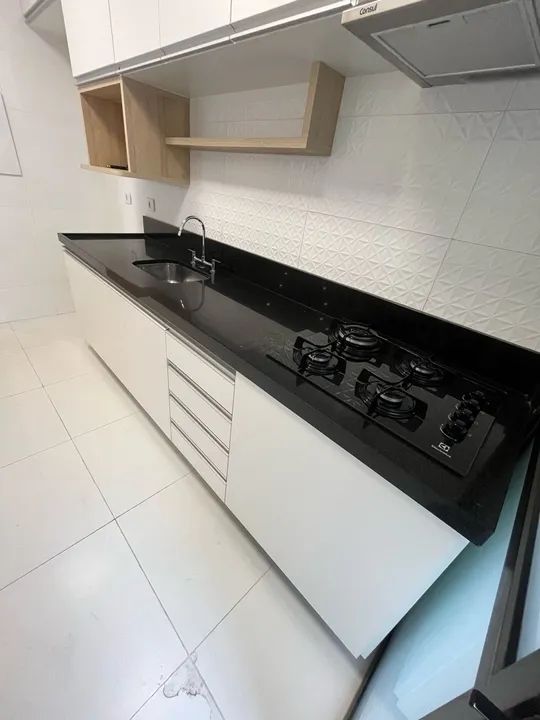 Pedra de mármore - preta, São Gabriel.