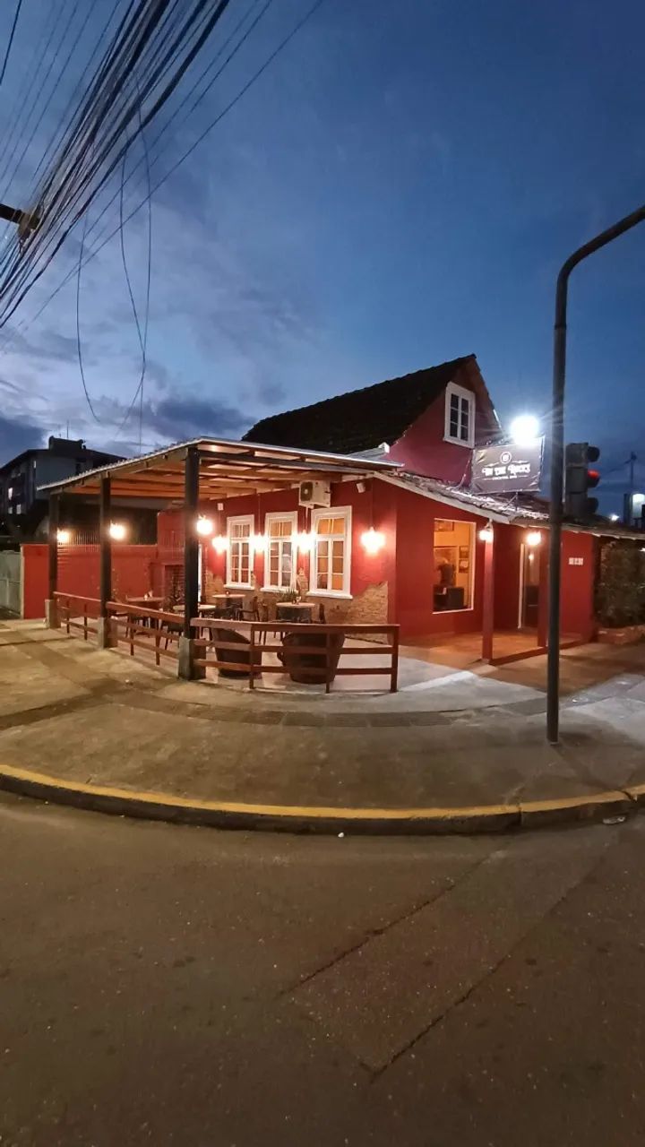 BAR COMPLETO E EQUIPADO - PONTO COMERCIAL PRONTO PARA FUNCIONAR
