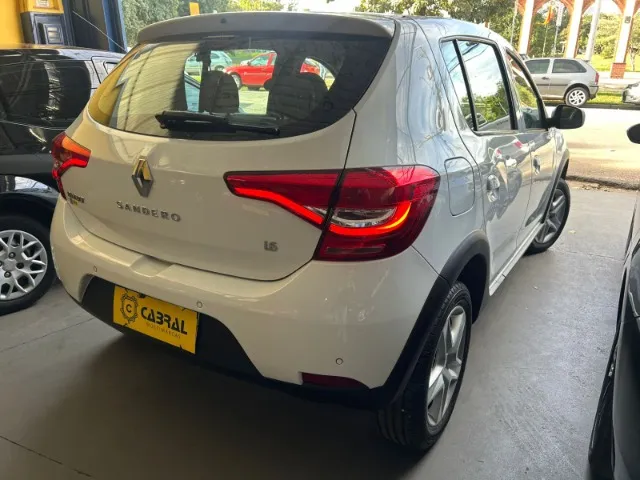 Renault SANDERO Zen Flex 1.6 automático 2020