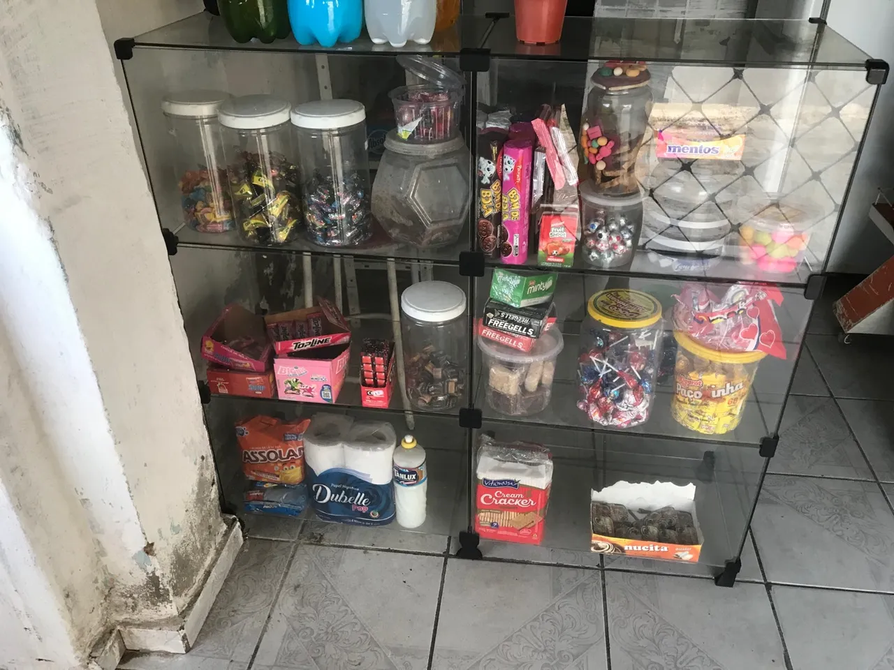 Expositor de produtos para comércio