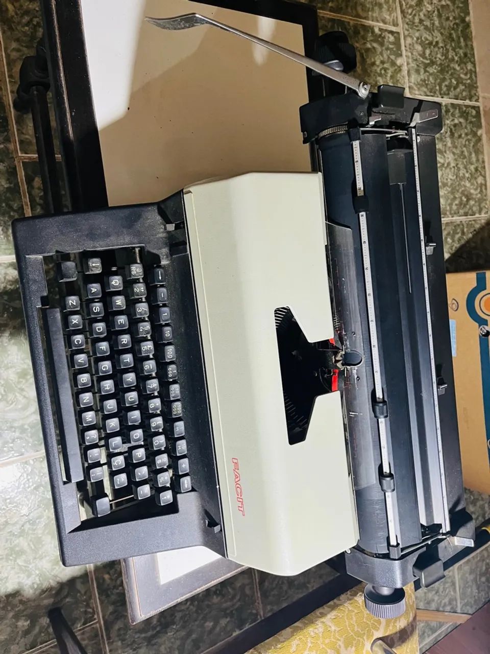 Máquina de Escrever Facit65171898070147123