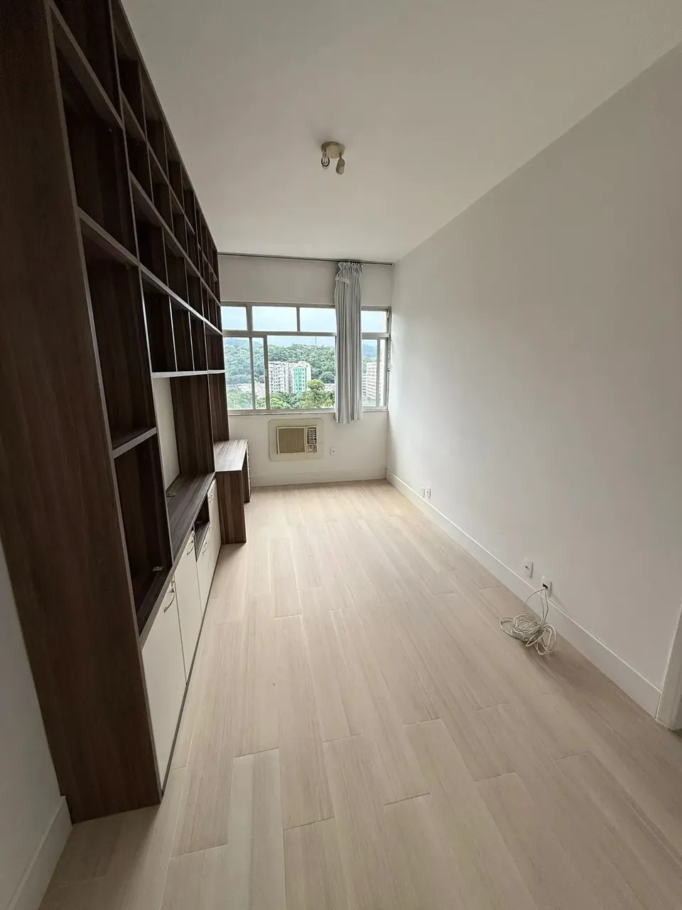 Imóvel para aluguel tem 65 metros quadrados com 2 quartos em Botafogo - Rio de Janeiro - R