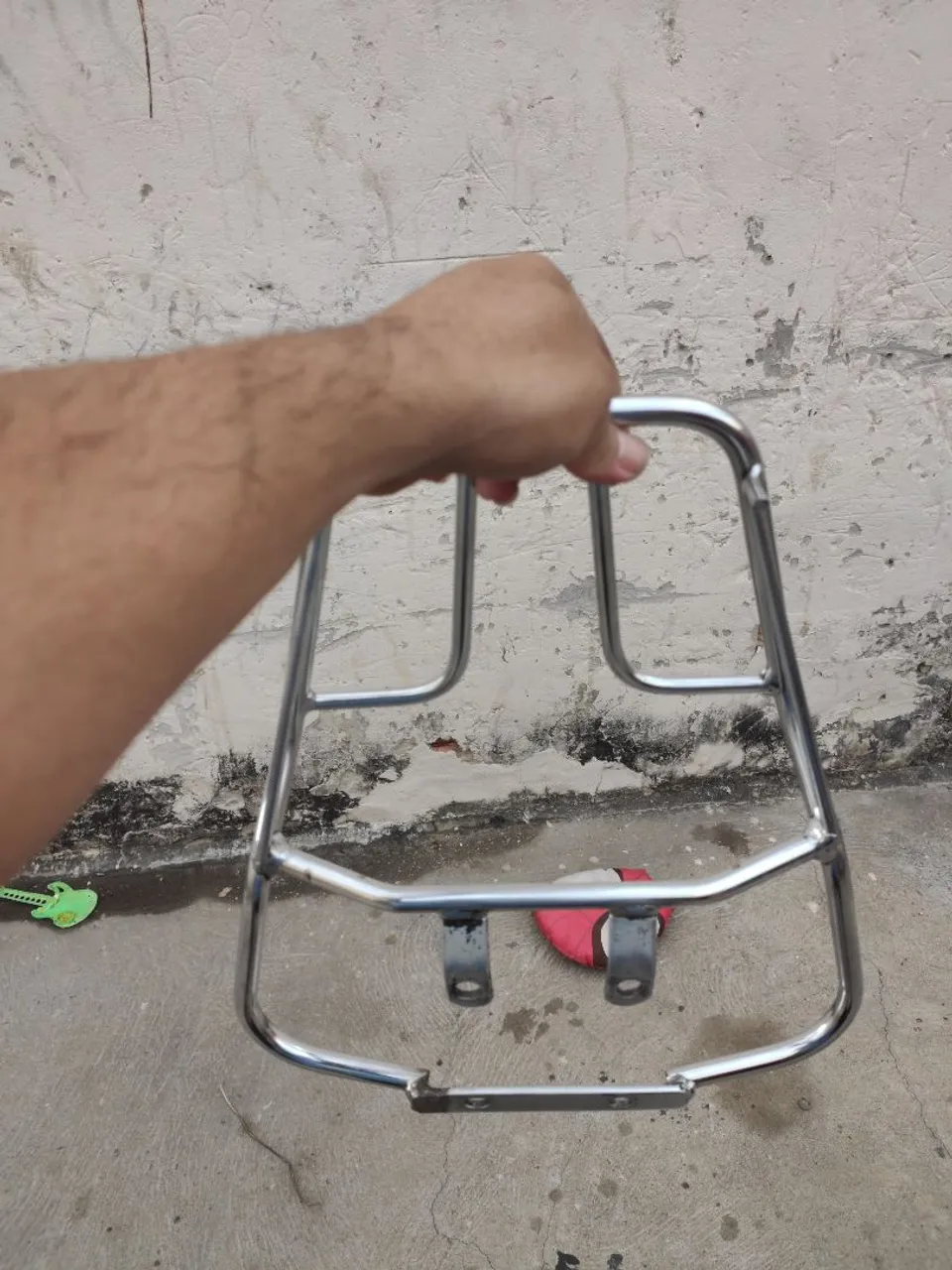 Bagageiro maciço Cromado para Moto compatível fan 150 125 2009 a 2013 chamar