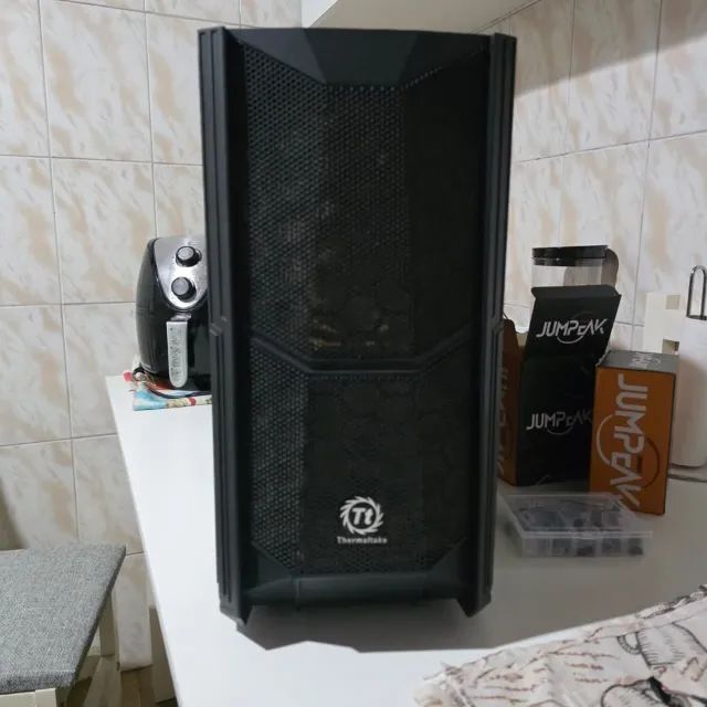 Gabinete gamer Thermaltake Commander C35 TG - Foto 2