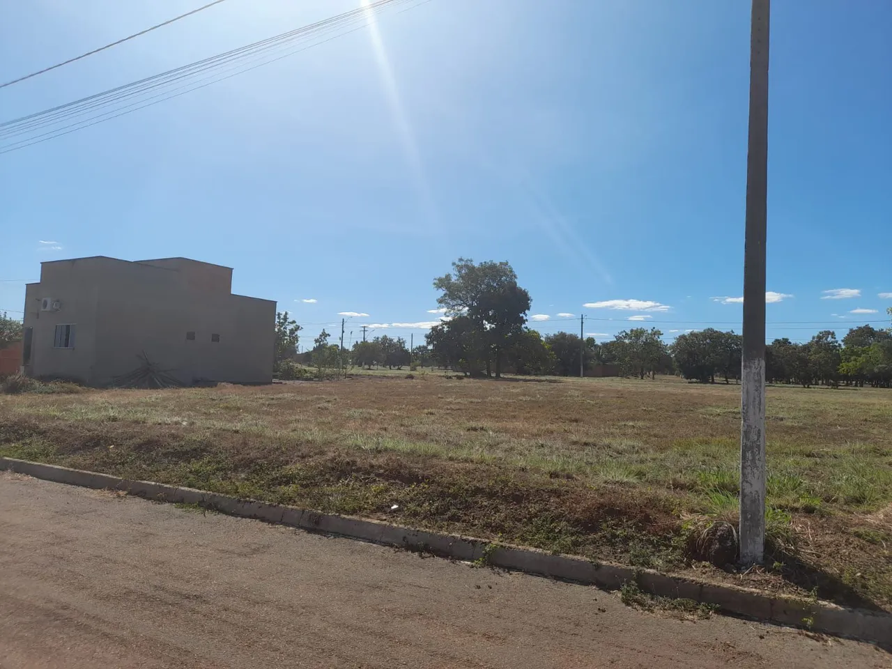 Vende-se lote Residencial Laguna 01