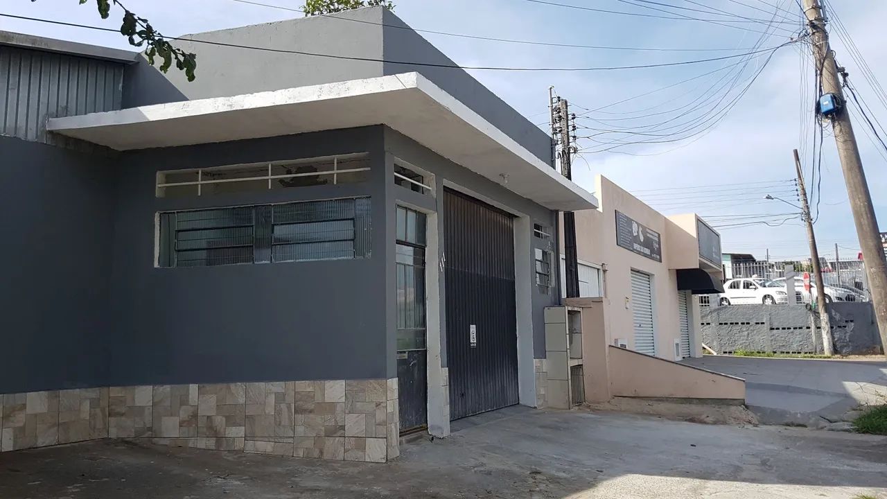 Alugo Sala Comercial/Galpão na Marginal da BR 101, Bairro Serraria/SJ, R$ 2500+taxas