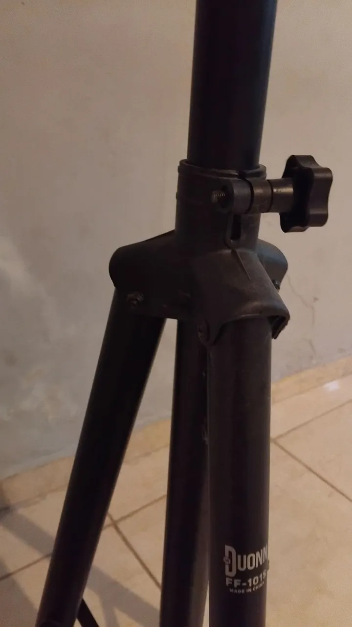 Suporte para caixas - Duonn FF-1015 (150cm)
