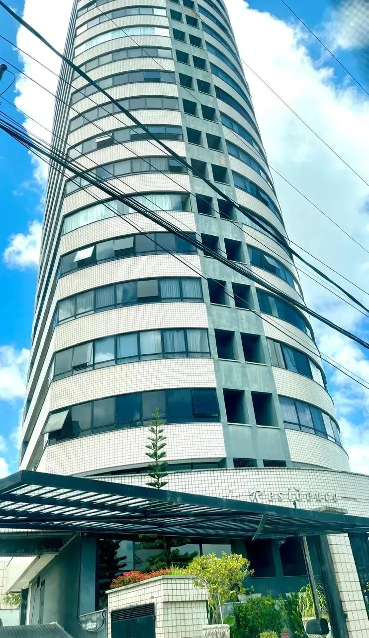apartamento no guararapes ao lado do Iguatemi 90m2