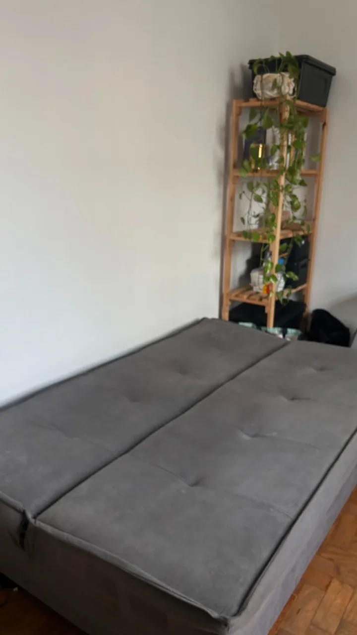Sofá cama semi novo