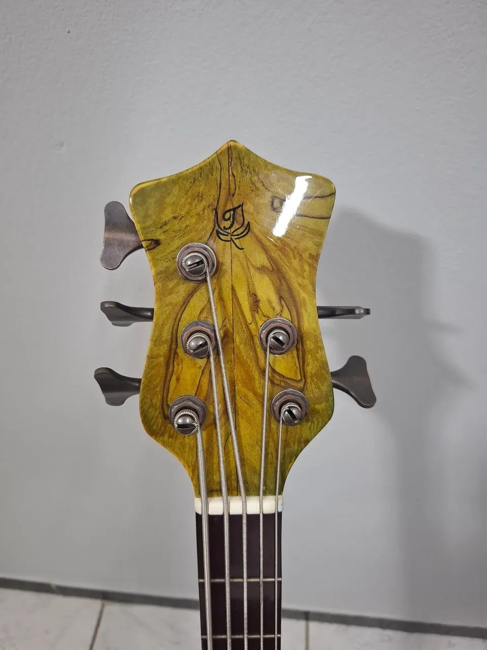 Contra baixo Luthier - Foto 2