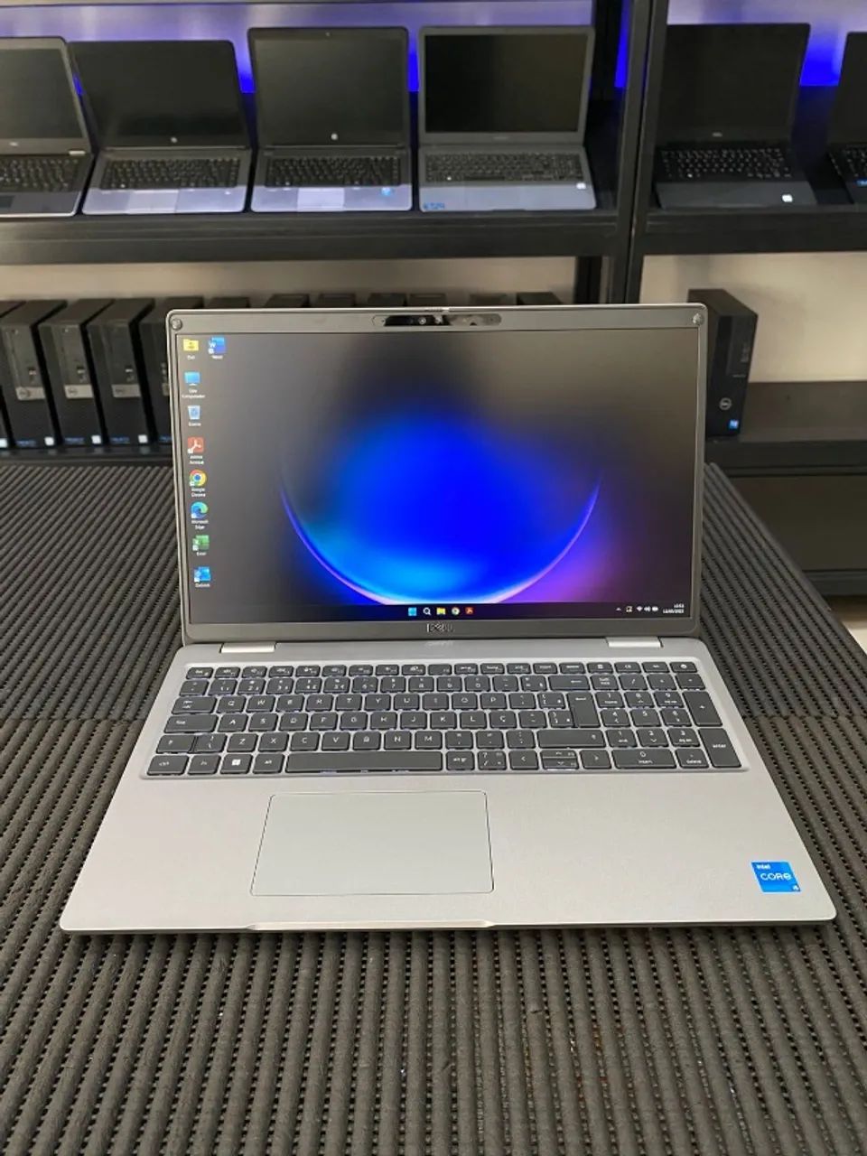 Notebook Dell Latitude 5540 Core I5 13ª Ger 512Gb SSD 16Gb DDR4 Tela 15.6" - Foto 3