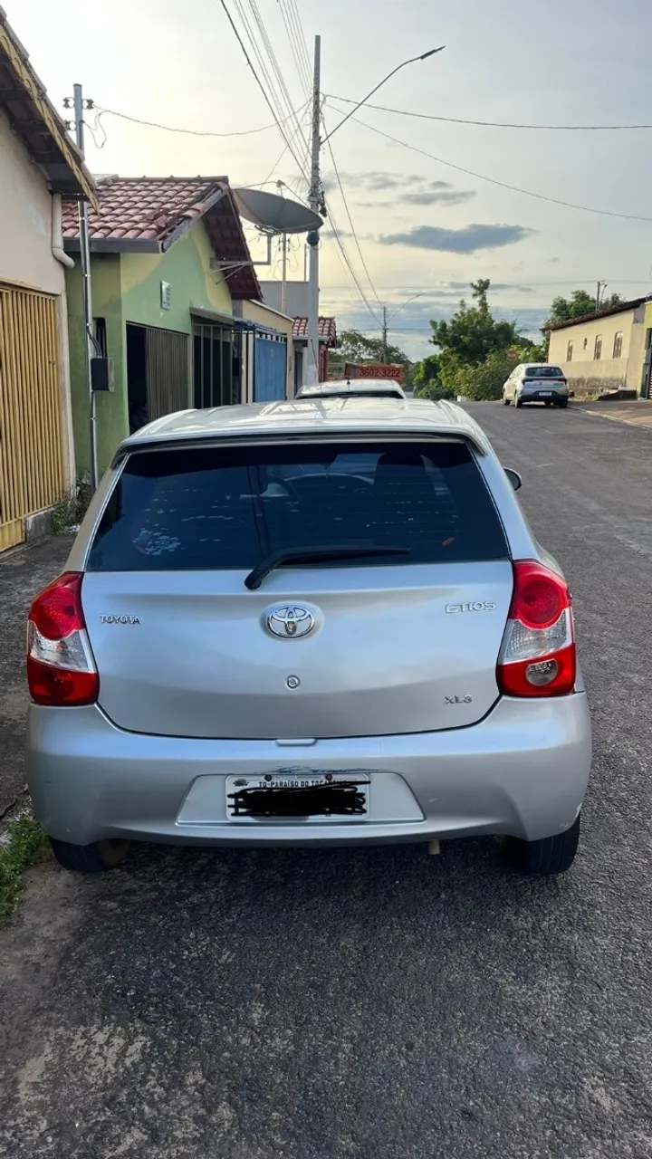 TOYOTA/ETIOS HB X 1.3 16/17