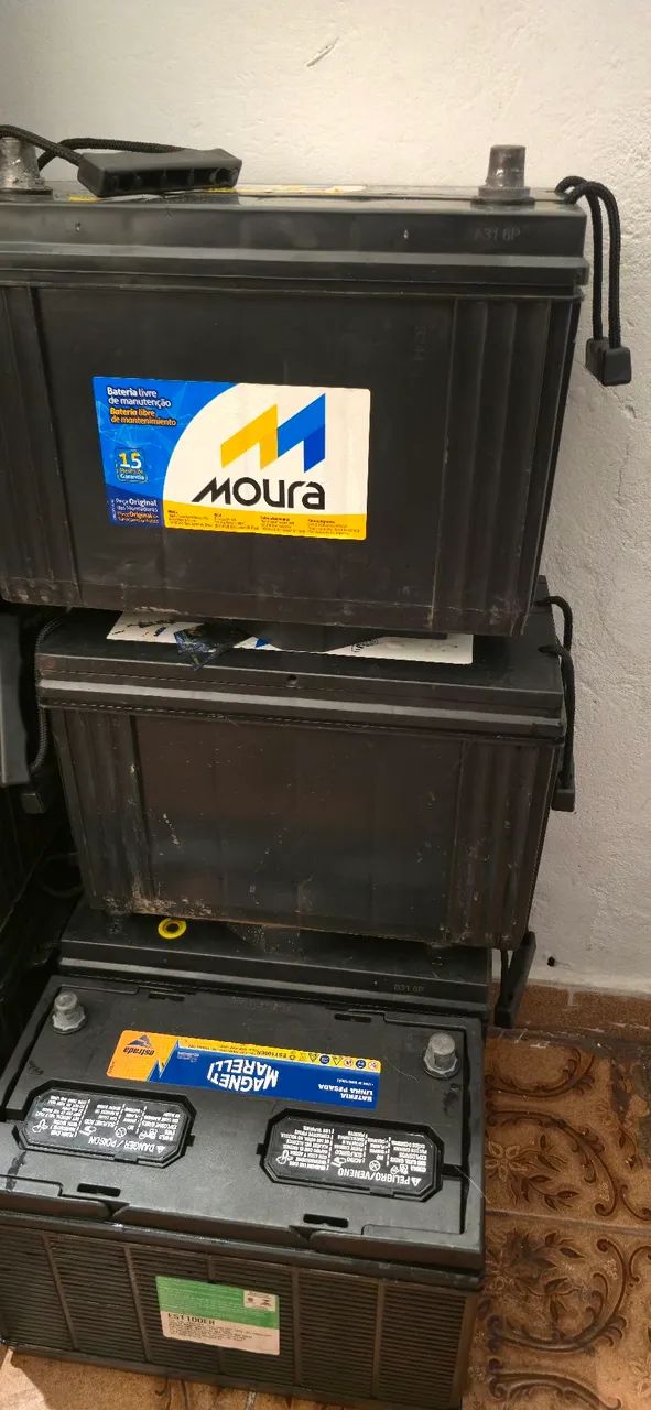 Baterias para ônibus e caminhão  100 AH Moura e Magneti Marelli