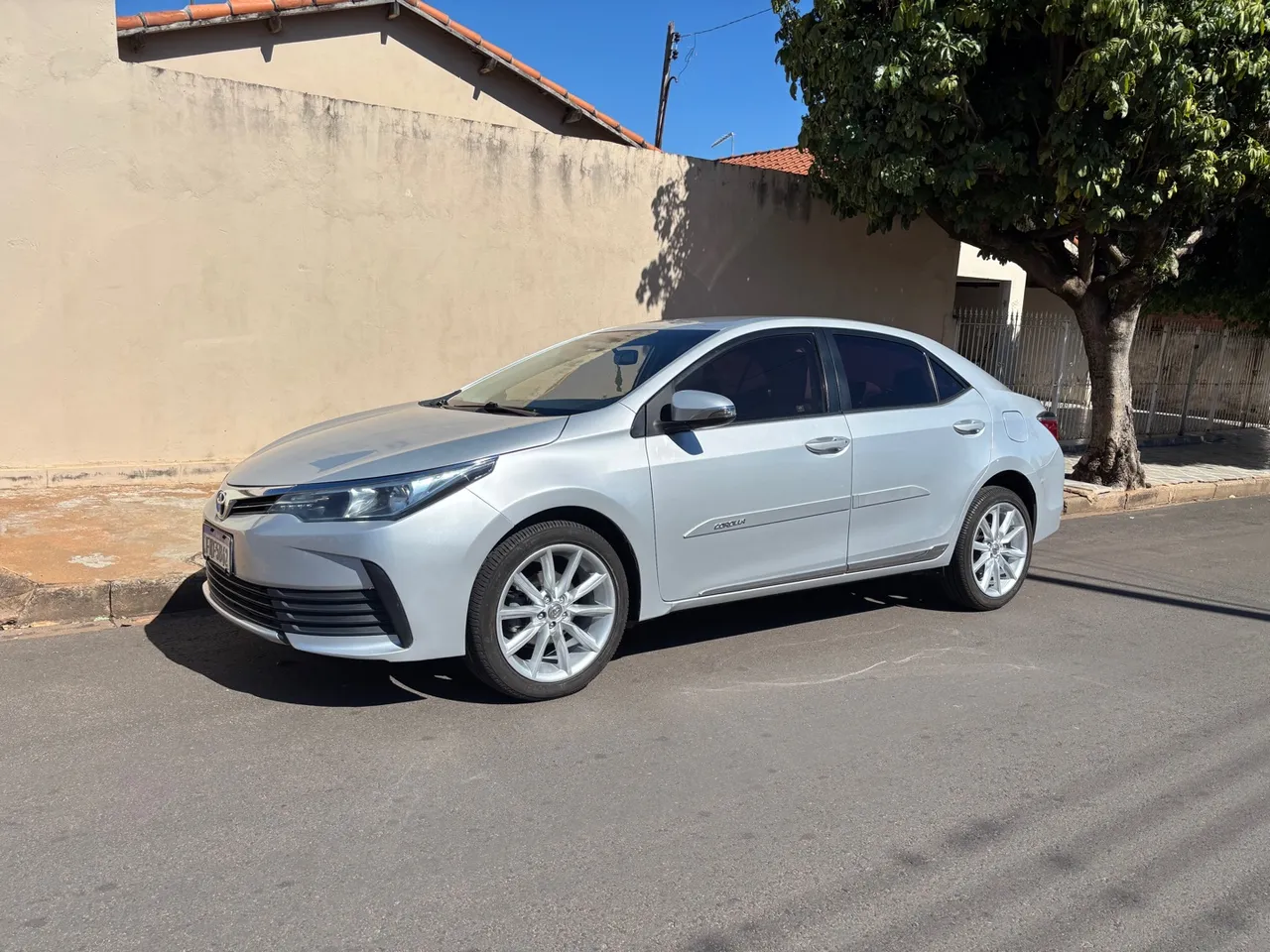 OPORTUNIDADE DE NEGÓCIO | Corolla GLI 2017/18 - automático; Carro de procedência |