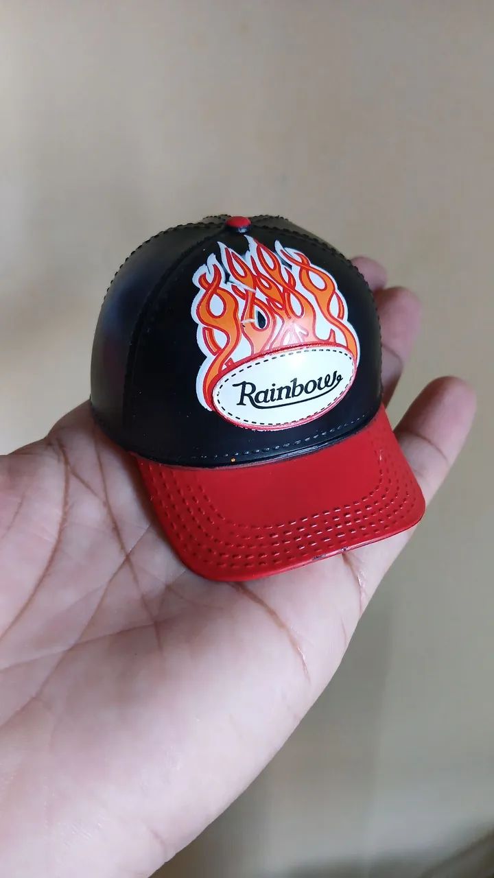 Rainbow high - Boné Ruby