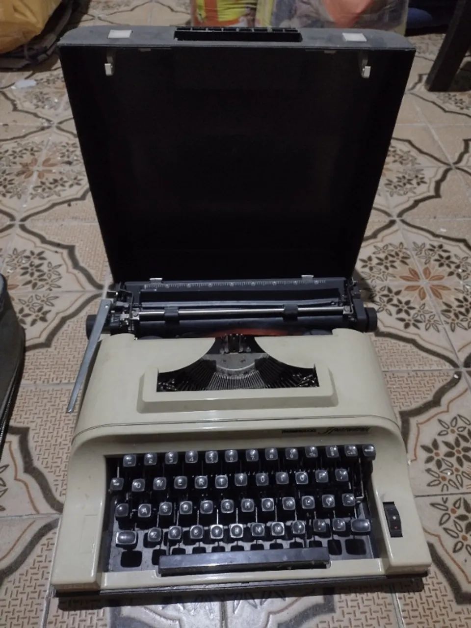 Máquina de escrever remington Ipanema  - Foto 3