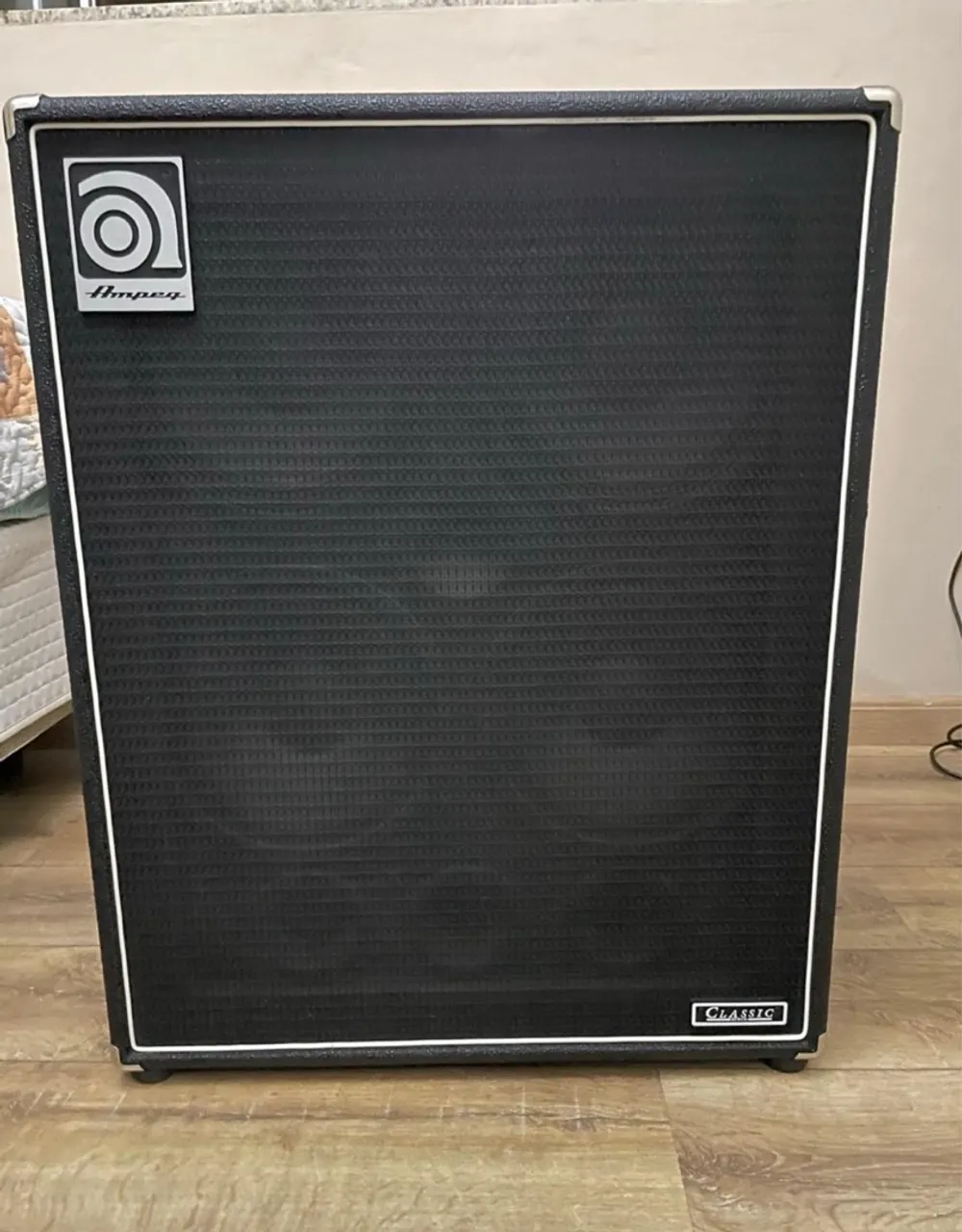 Ampeg Classic SVT 4x10 HLF + Ampeg PF 500