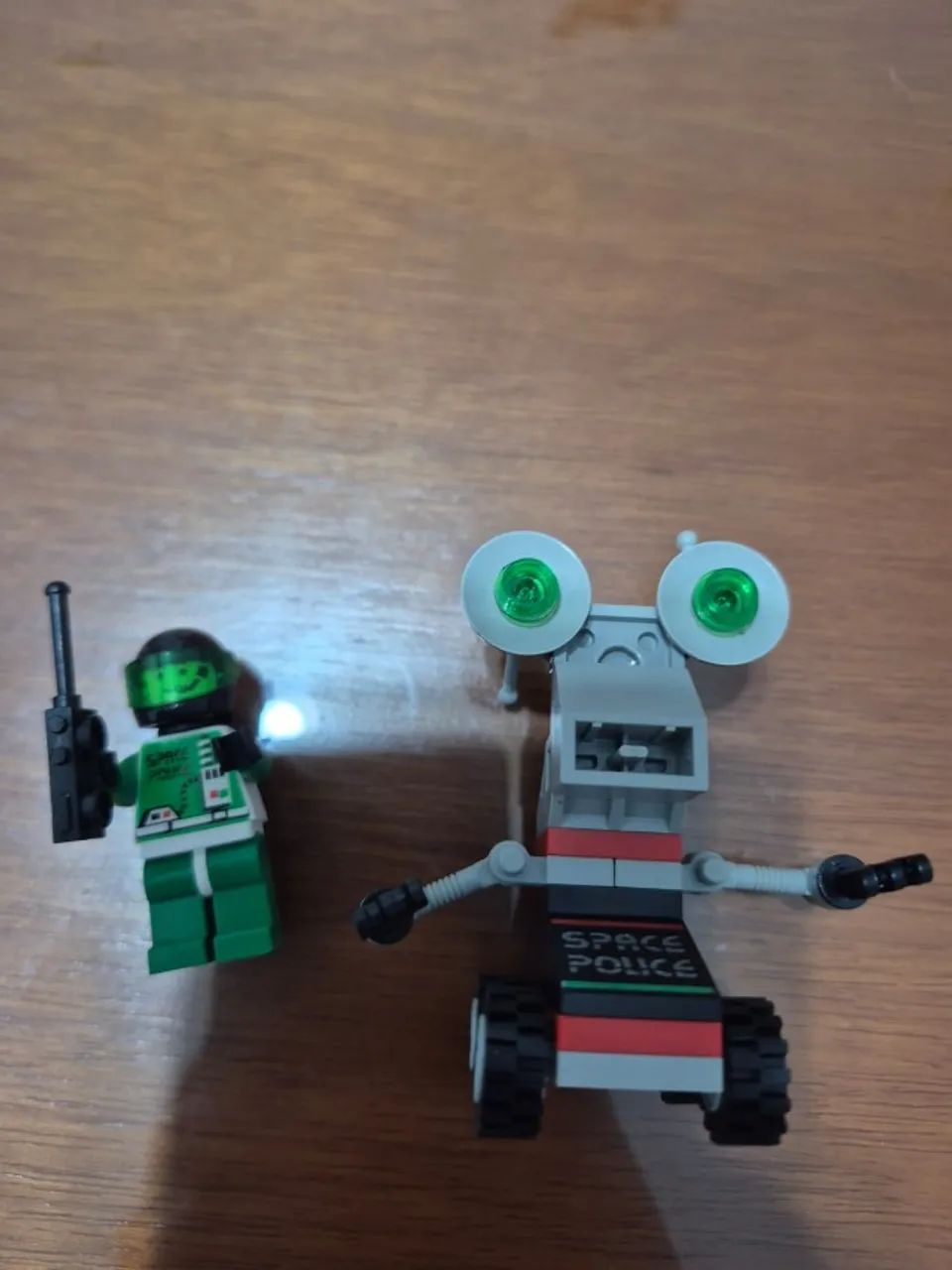 LEGO 1969 - Mini Robot - Space Police - Foto 2