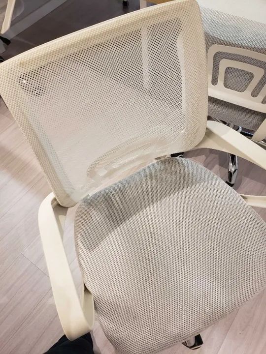 Cadeira Office Santiago Branca - Usada - Foto 3