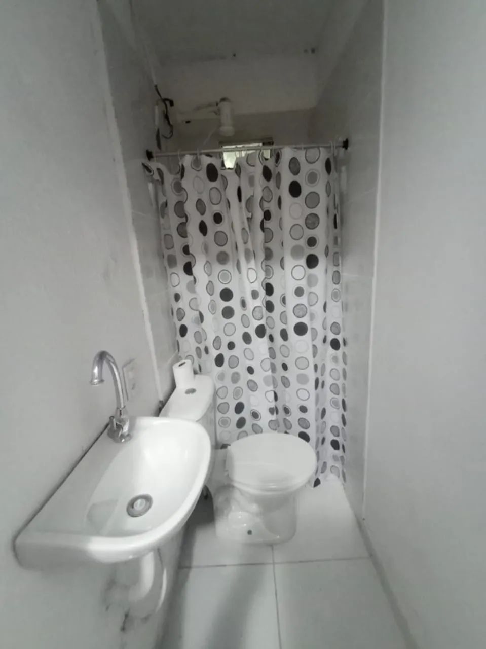 Apto mobiliado de um quarto com varanda recreio 300 metros da praia
