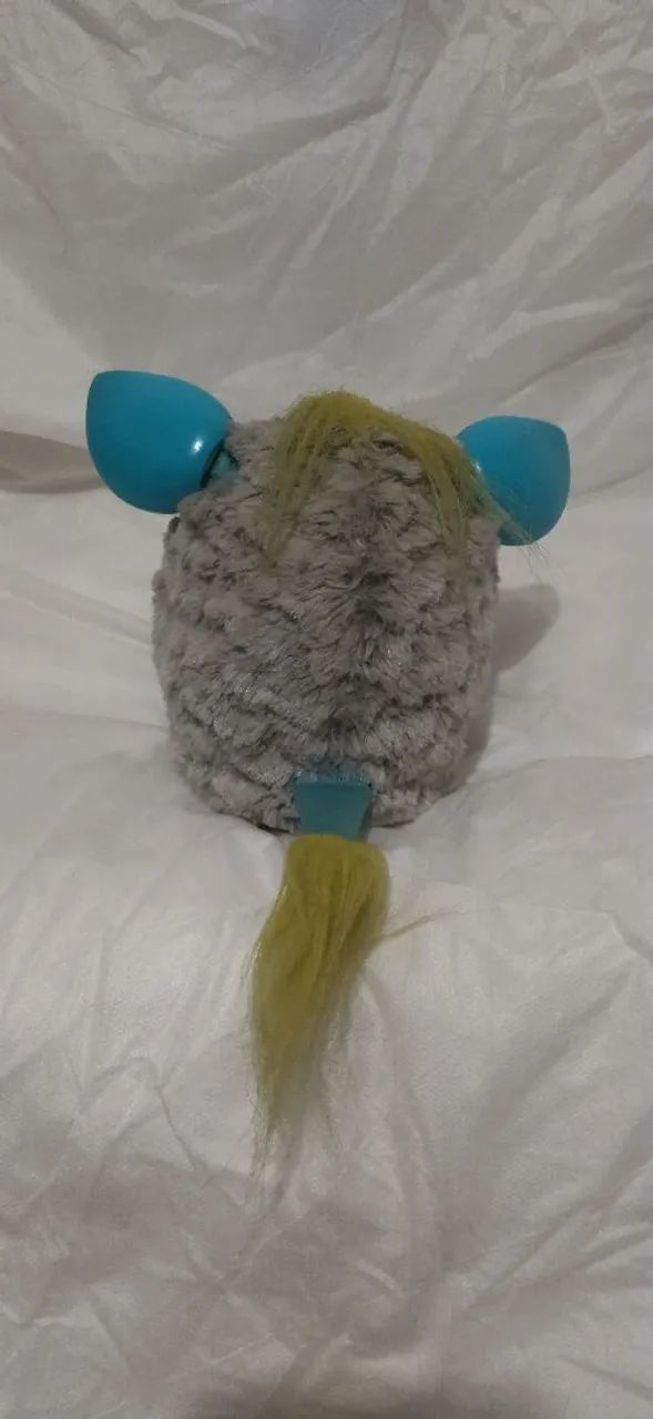 Furby cinza com olhos azuis - Foto 4