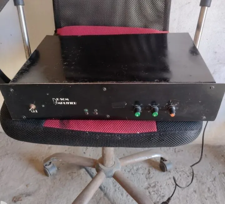 Amplificadores 300w e 400w