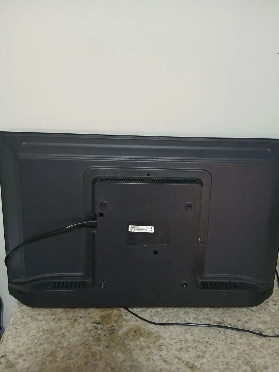 Vendo uma TV 32 polegadas tela quebrada - Foto 2