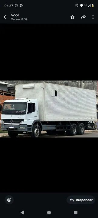 Caminhão Baú Mercedes Benz