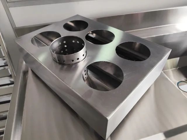 Escorredor com Porta-Talheres em Aço Inox Premium para Cozinhas Modernas