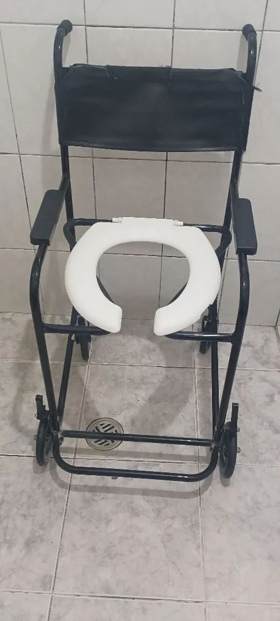 CADEIRA DE BANHO