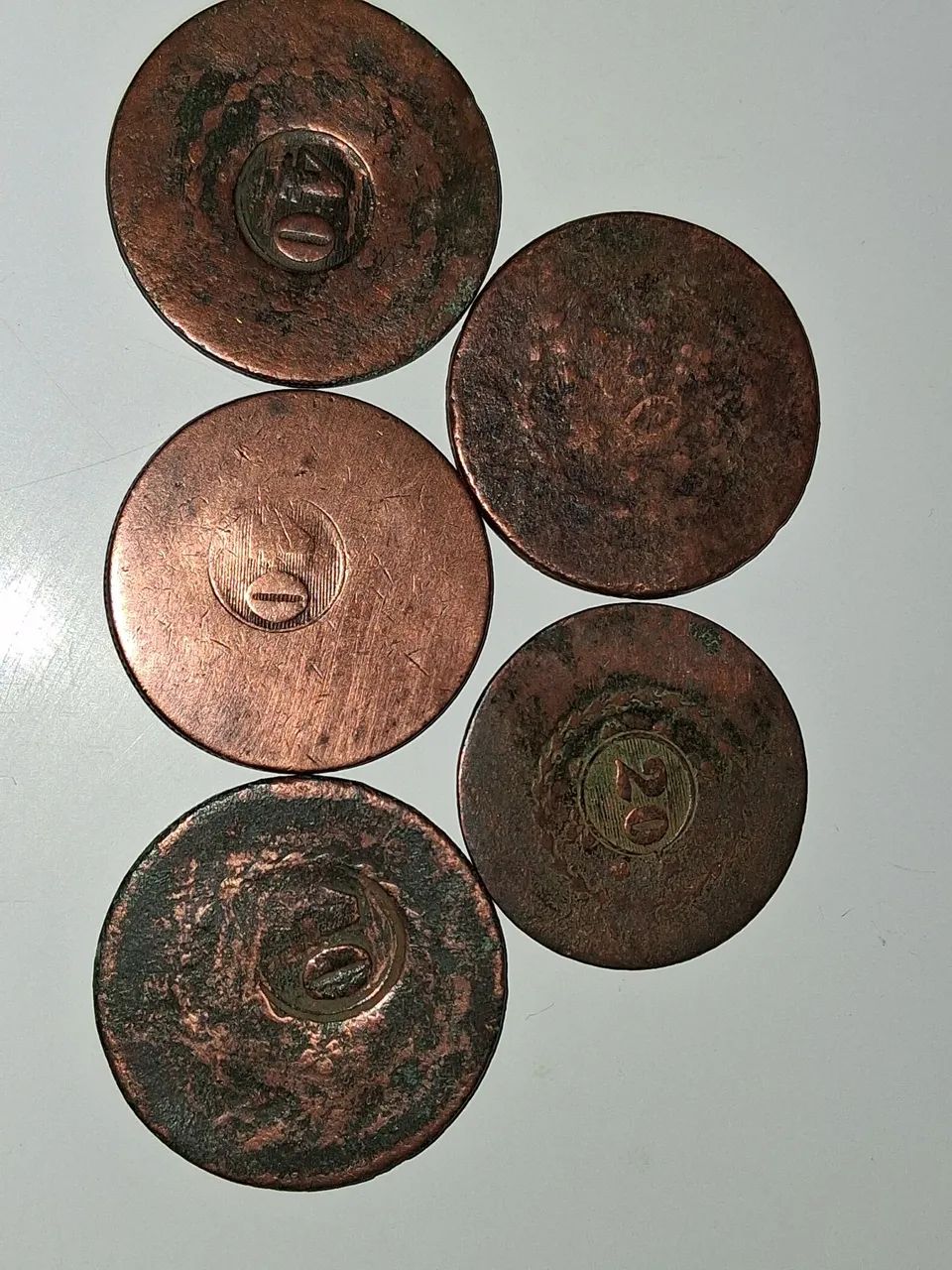 Lote com 5 moedas patacão da época do império, sem marcas de data - Foto 2