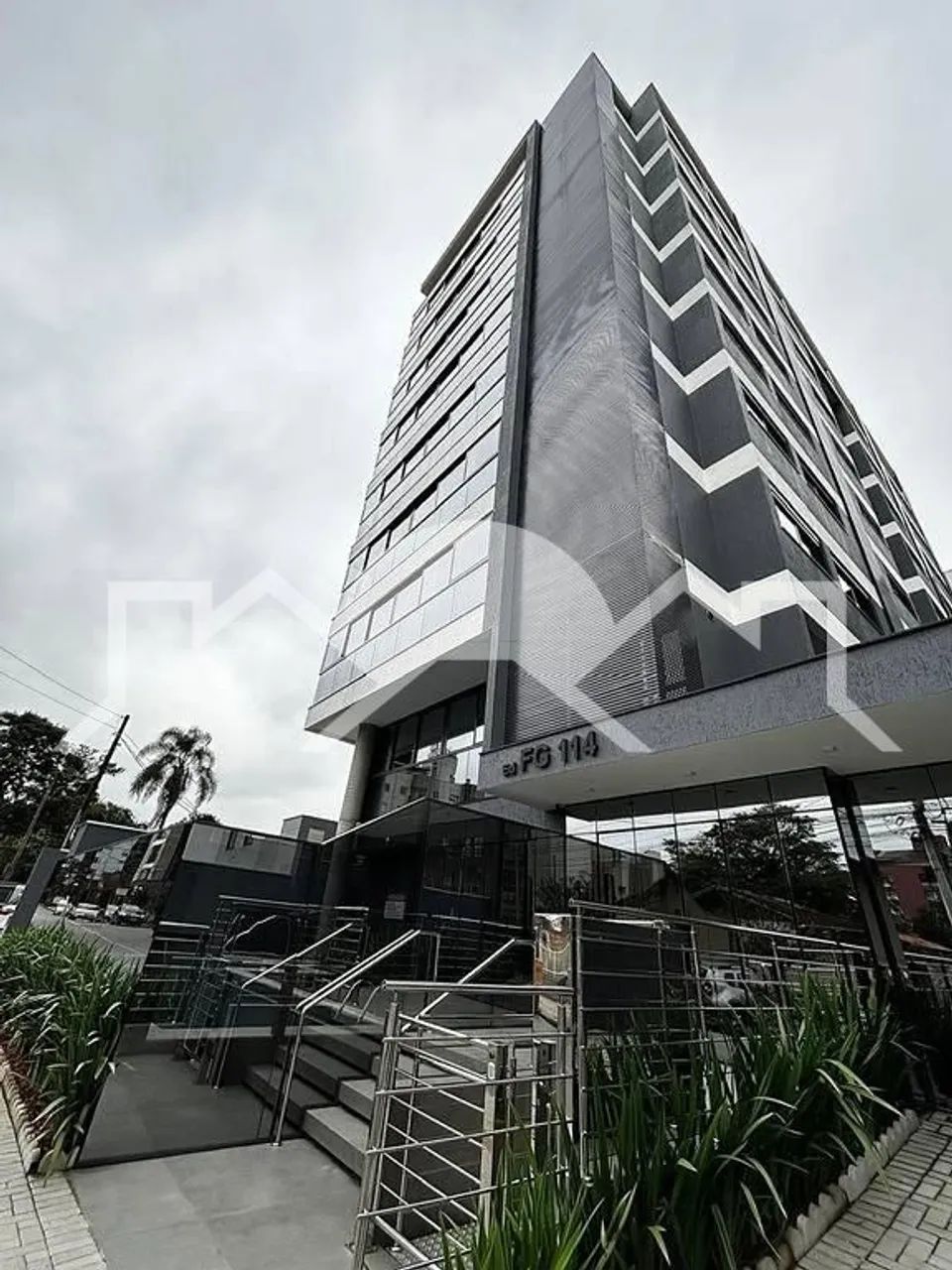 Apartamento 3 suítes América Joinville SC