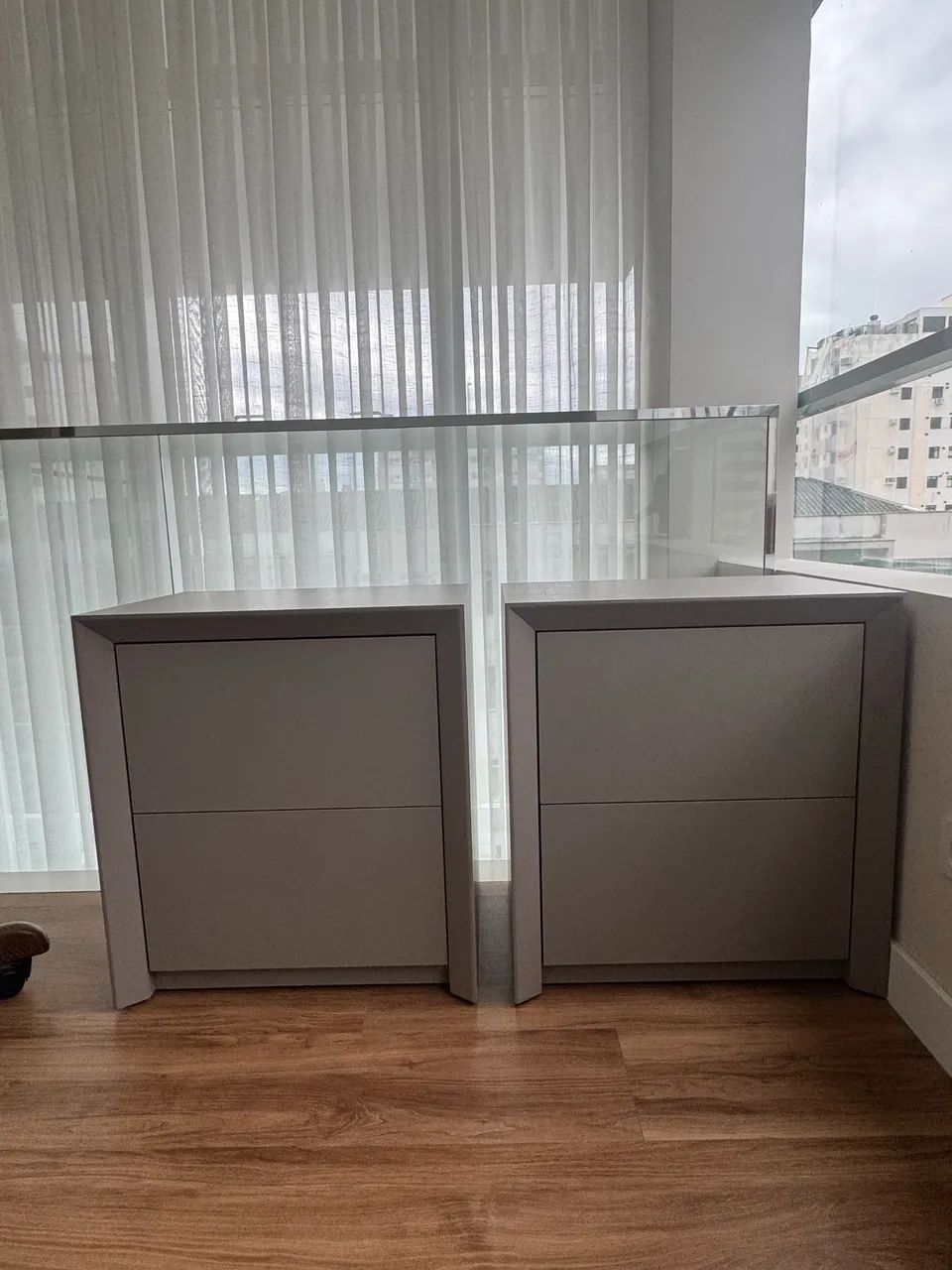 Vendo 2 mesas laterias em mdf - Foto 4