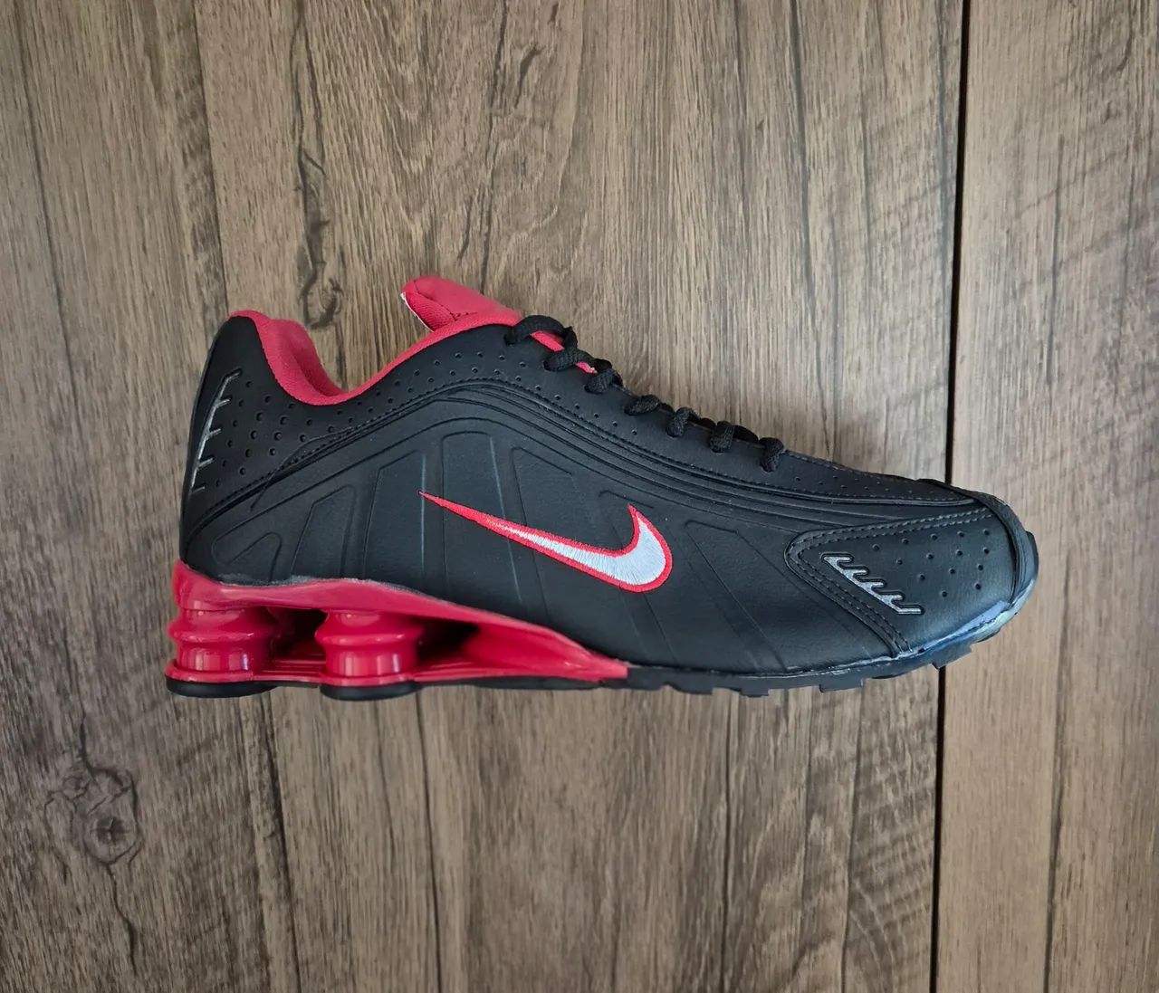 Tênis Nike Shox
