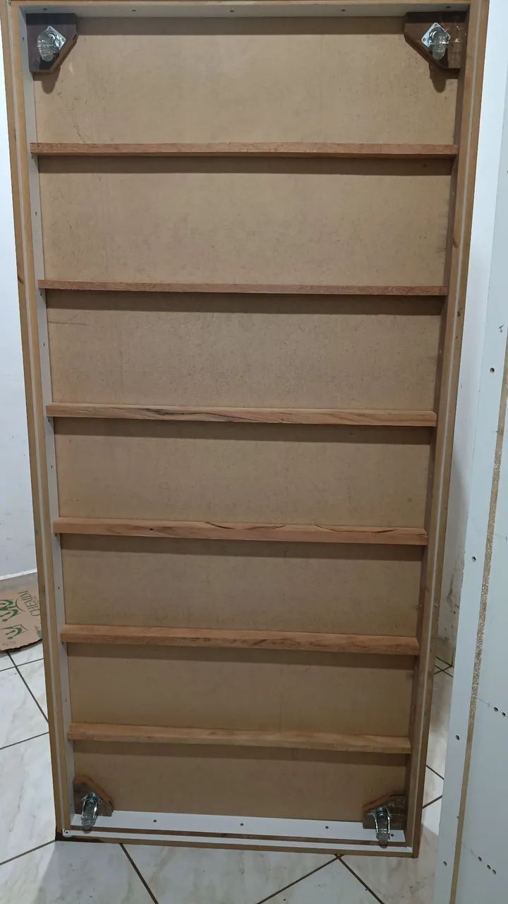 Vendo estantes de vidro para internação. - Foto 2