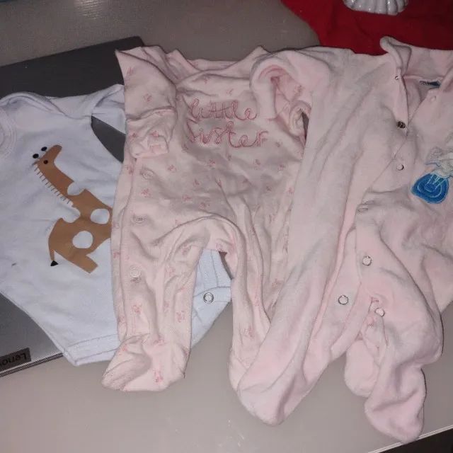 Roupas de bb