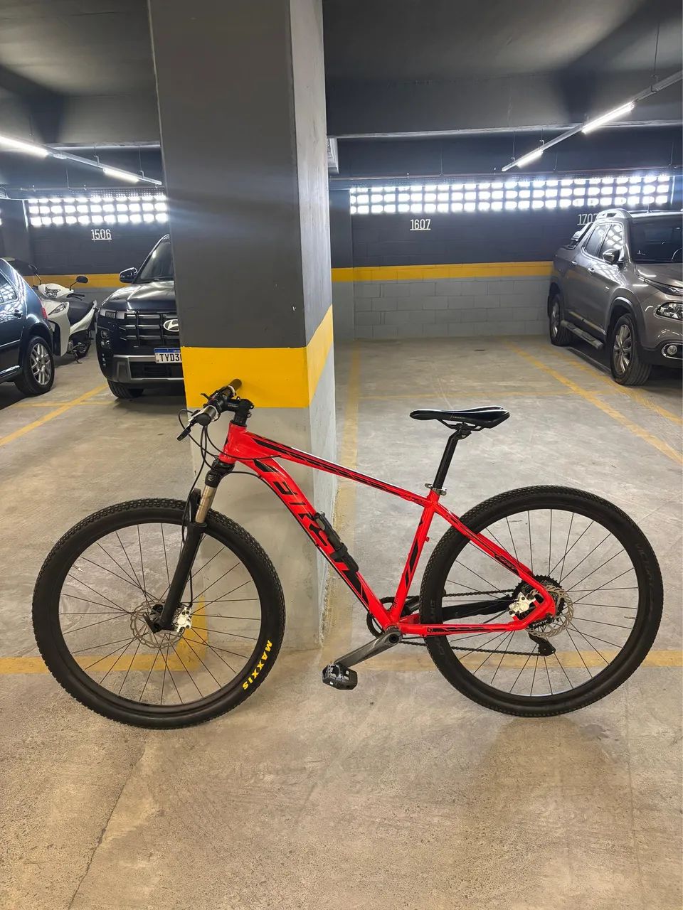 BICICLETA FIRST FULL SHIMANO XT 1x12 
